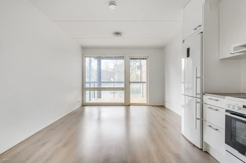 Cuisine - Studio Apartment with Glazed Balcony in Haaga