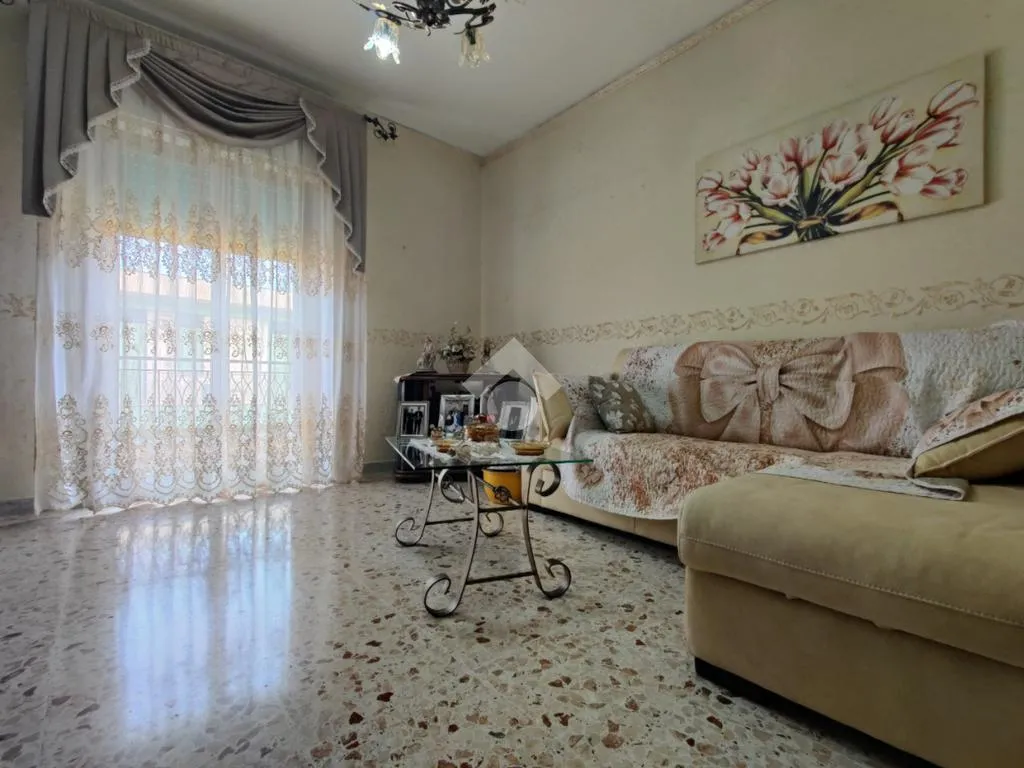 Séjour - Third Floor Flat with Balcony in Villagrazia