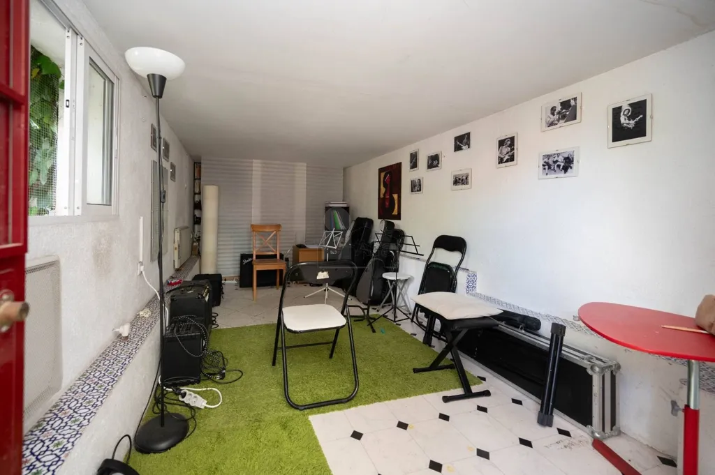 Garaaž - Detached House with Development Potential in Arturo Soria