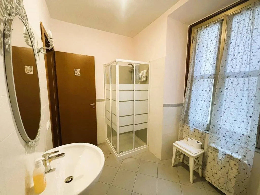 Vannitoad - Luxury Flat with Balcony in Rome's Monti