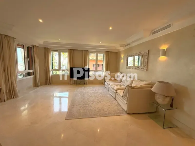 Séjour - Luxury Apartment with Terrace in Sotogrande Marina