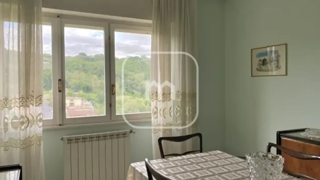 Söögituba - Bright Trilocale with Balcony in Genazzano