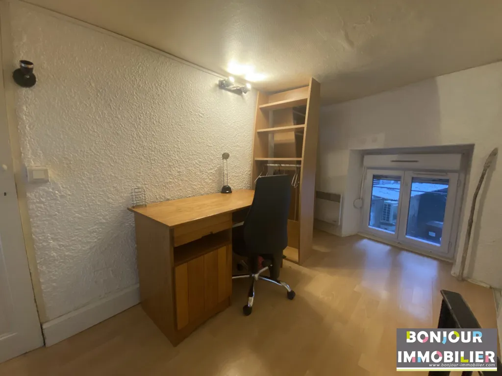 Bureau - Studio Meublé à Grenoble, Préfecture
