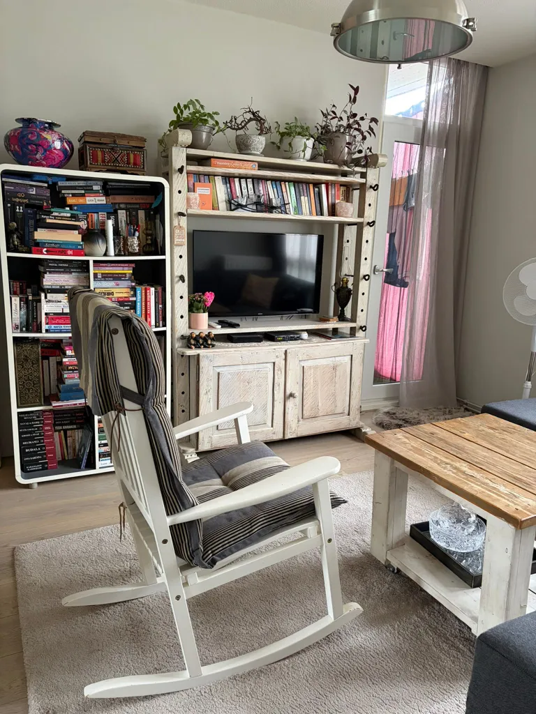 Séjour - Studio with Kitchenette in Urban Area