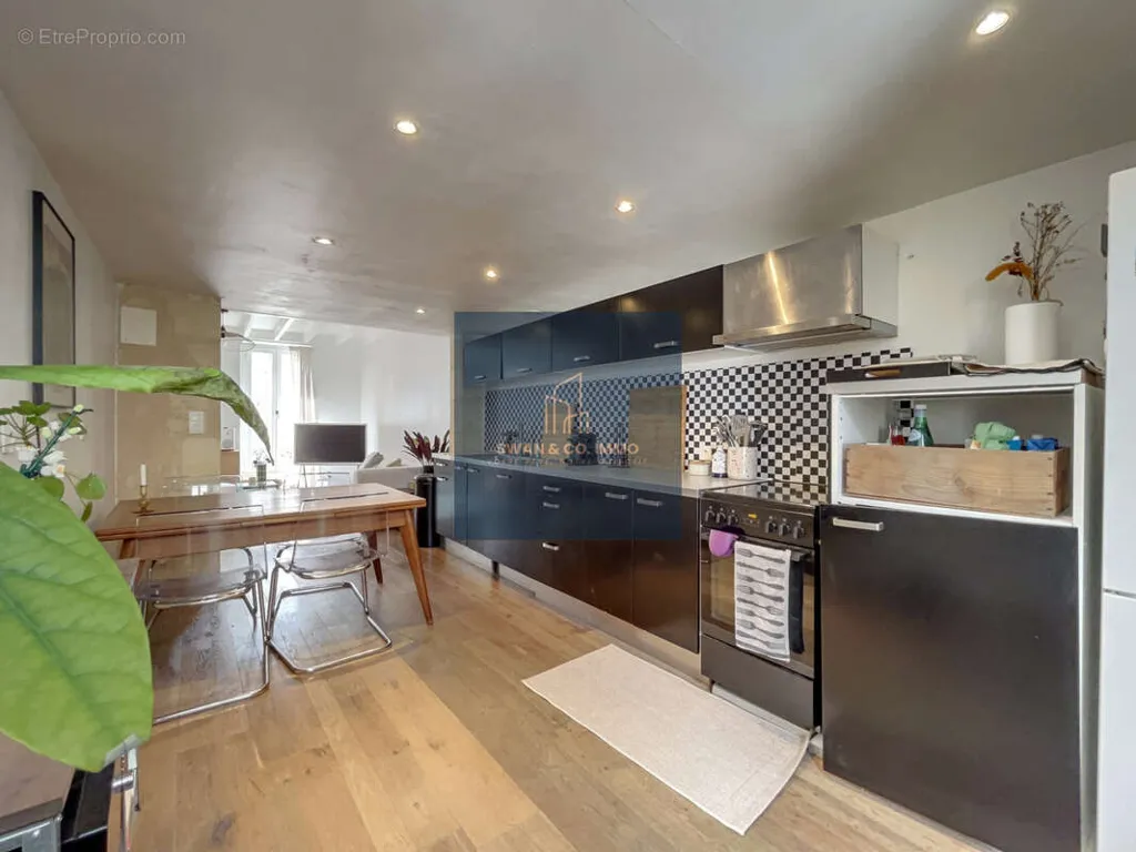 Cuisine - Appartement Duplex avec Charme Ancien à Bordeaux Sainte-Croix