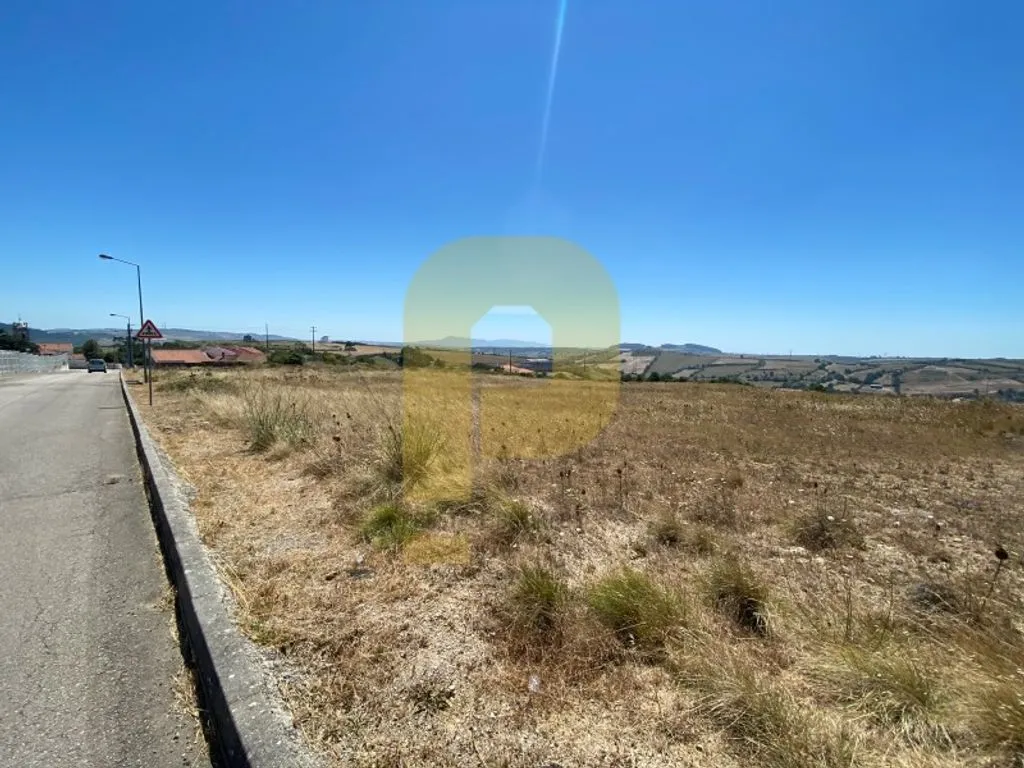 Giardino - Urbanizable Land for Development in Mafra