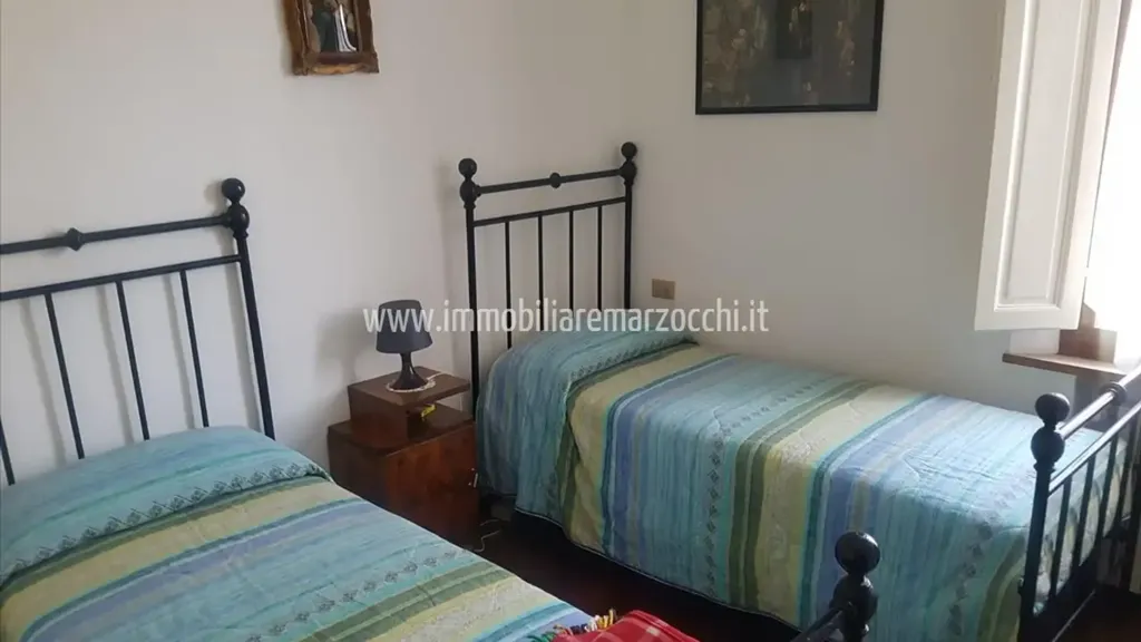 Chambres - Rustic Apartment with Balcony in Siena