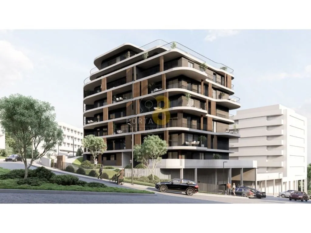 Luxury Apartment with Balcony in Vila Nova de Gaia