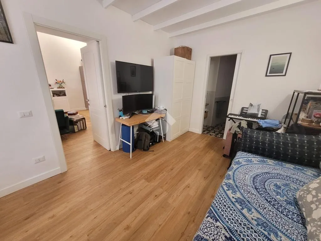 Séjour - Restored 2-Bedroom Apartment in Naples