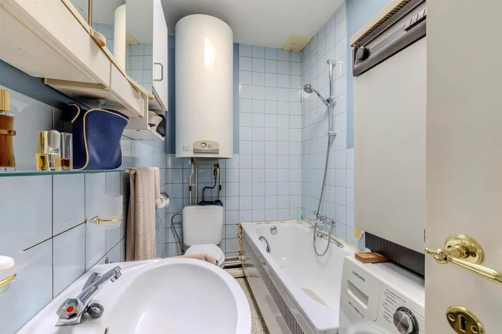 Vannitoad - Multi-Unit House with Garage in Herentals