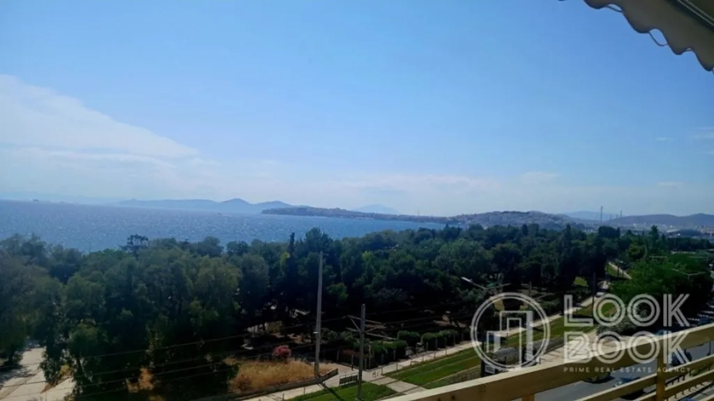 Balcone - Apartment with Sea View in Phaliron, Athens