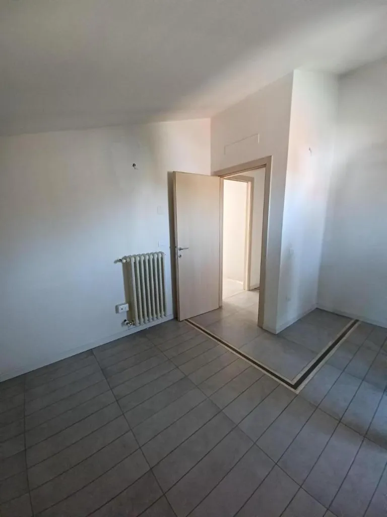 Stanze - Fully Renovated Apartment with Terrace in Vinci