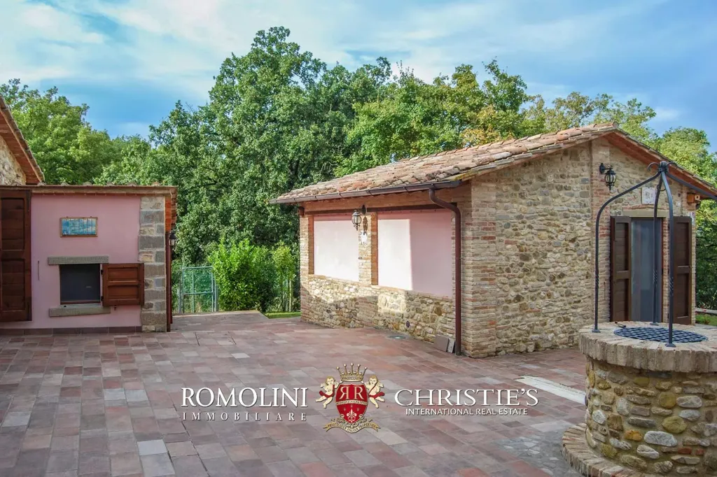 Aed - Estate with Vineyard in Anghiari, Tuscany