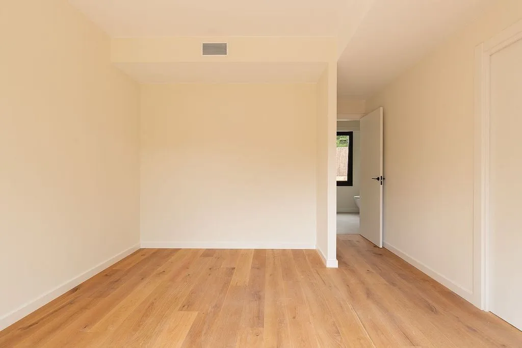 other_room