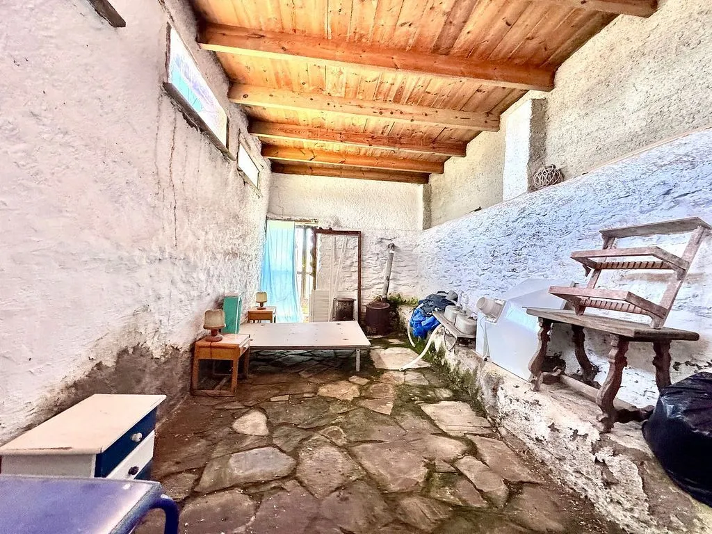 Pesuköök - Rustic Finca with Water Source in Sierra de Júbar