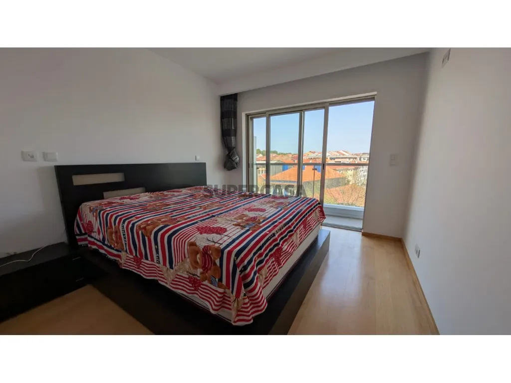 Chambres - Apartment with River View in Vila Nova de Gaia