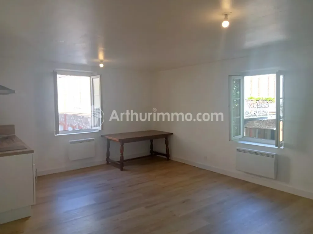 Cuisine - Appartement Lumineux 2 Chambres à Briatexte