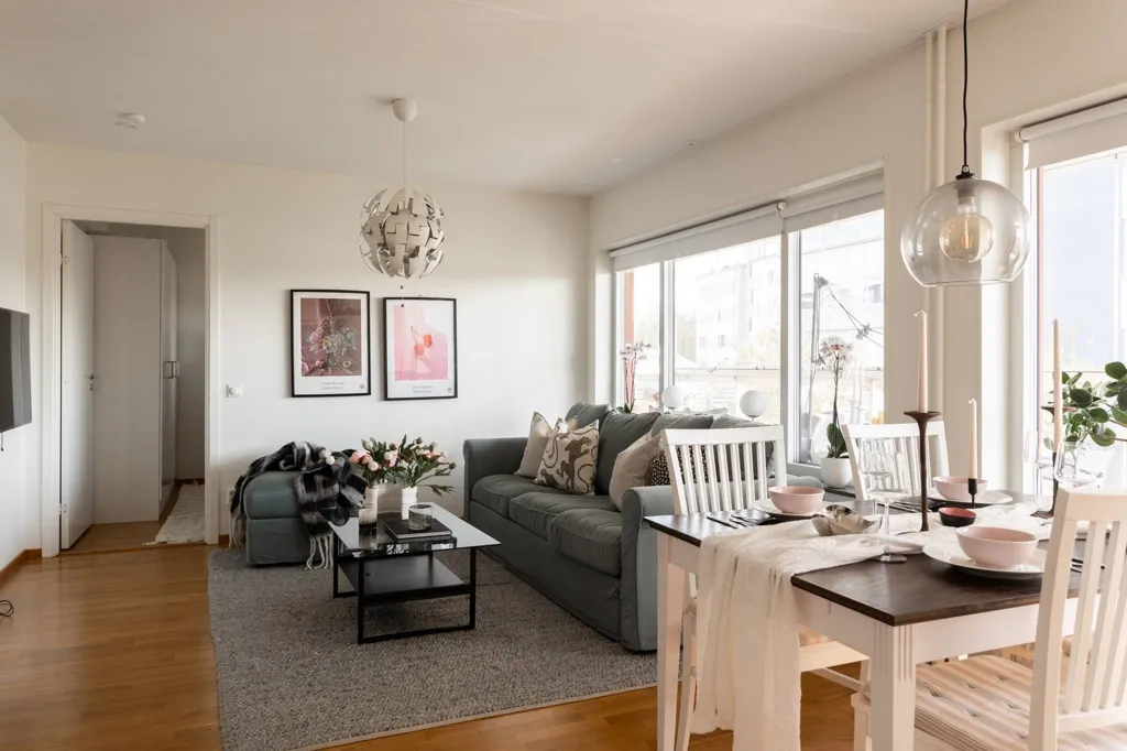 Séjour - Apartment with Balcony in Västerås