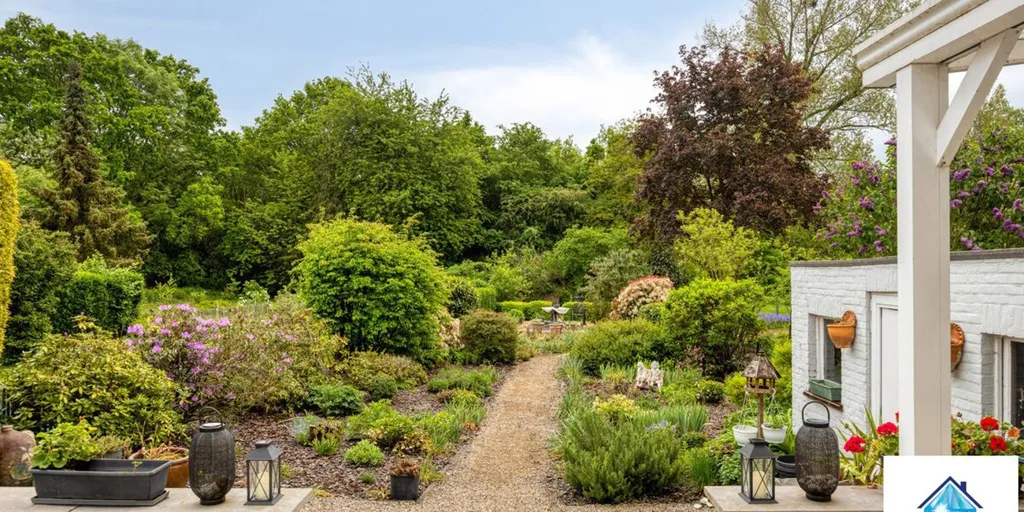 Aed - Half-Open House with Garden in Eppegem