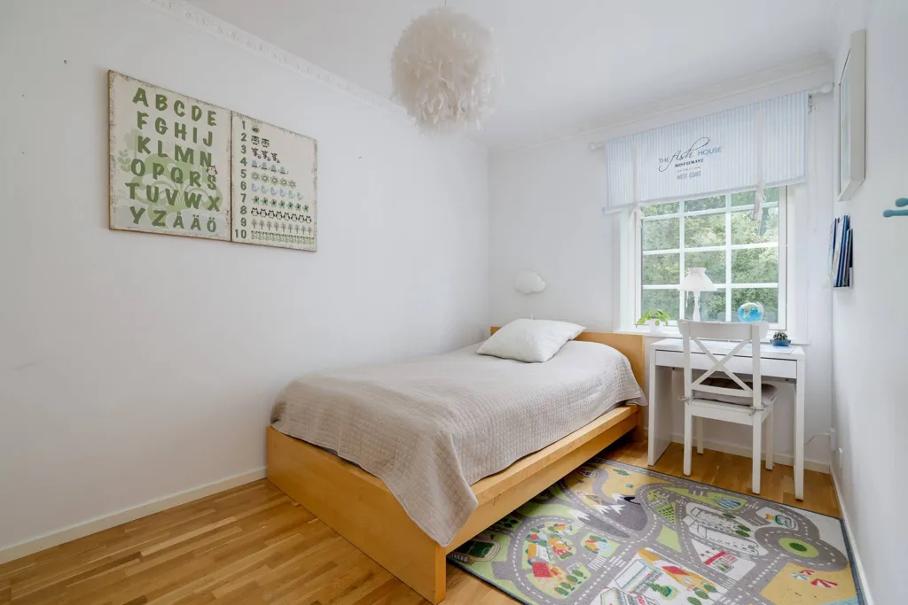 Magamistoad - Allmogestyle Villa with Pool in Yxstabacken