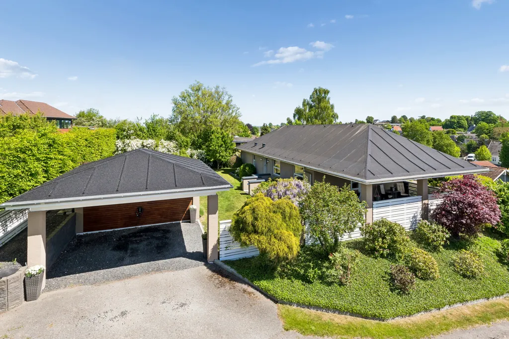 Õhuvaade - Renovated Villa with City View in Vejby