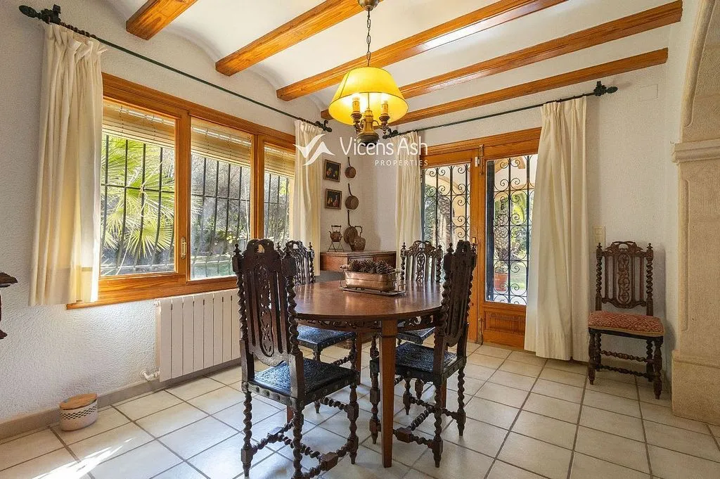 Dining Room - Villa with Pool and Terrace in Jávea