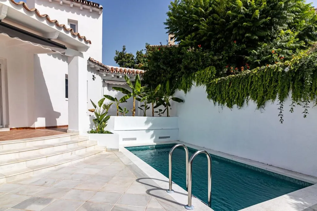 Piscina - Renovated Villa with Pool in Benalmádena Costa