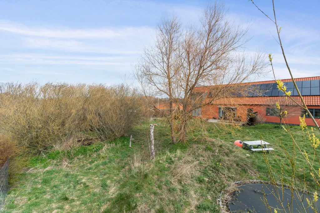 Aed - Year-Round Plot with 5G Coverage in Svaneke