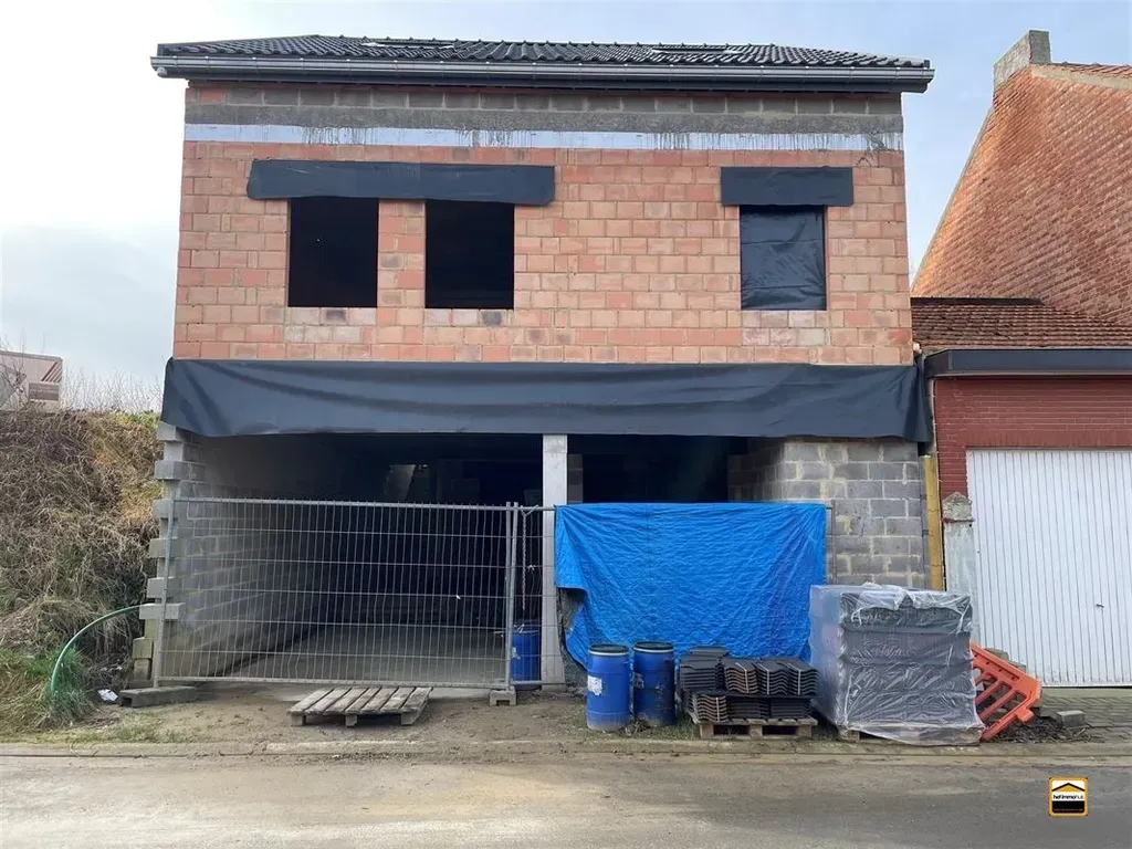 Välivaade - Rough Conversion with Garden in Heers