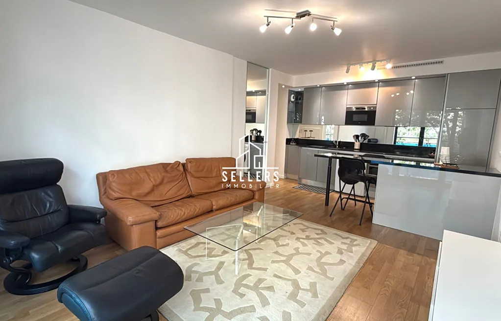 Elutuba - Modern Flat with Balcony in Boulogne Billancourt