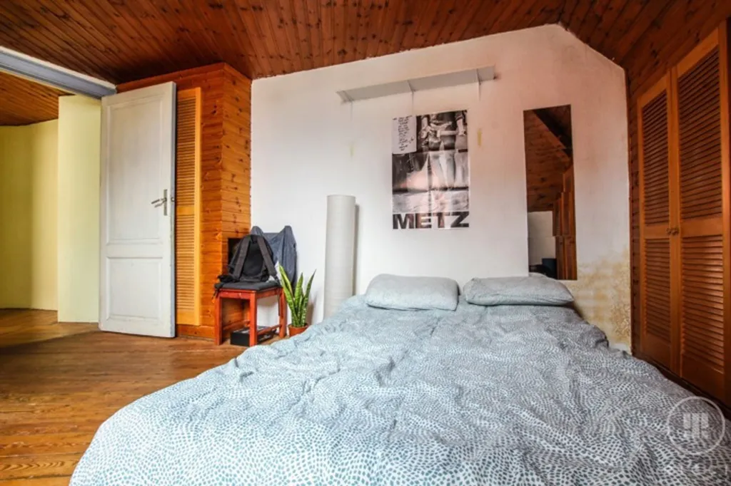 Chambres - Immeuble Mixte à Proximité du Square Marie-Louise à Bruxelles