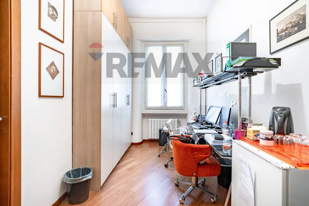 Kabinet - Liberty Style Apartment with Historic Elevator in Milan