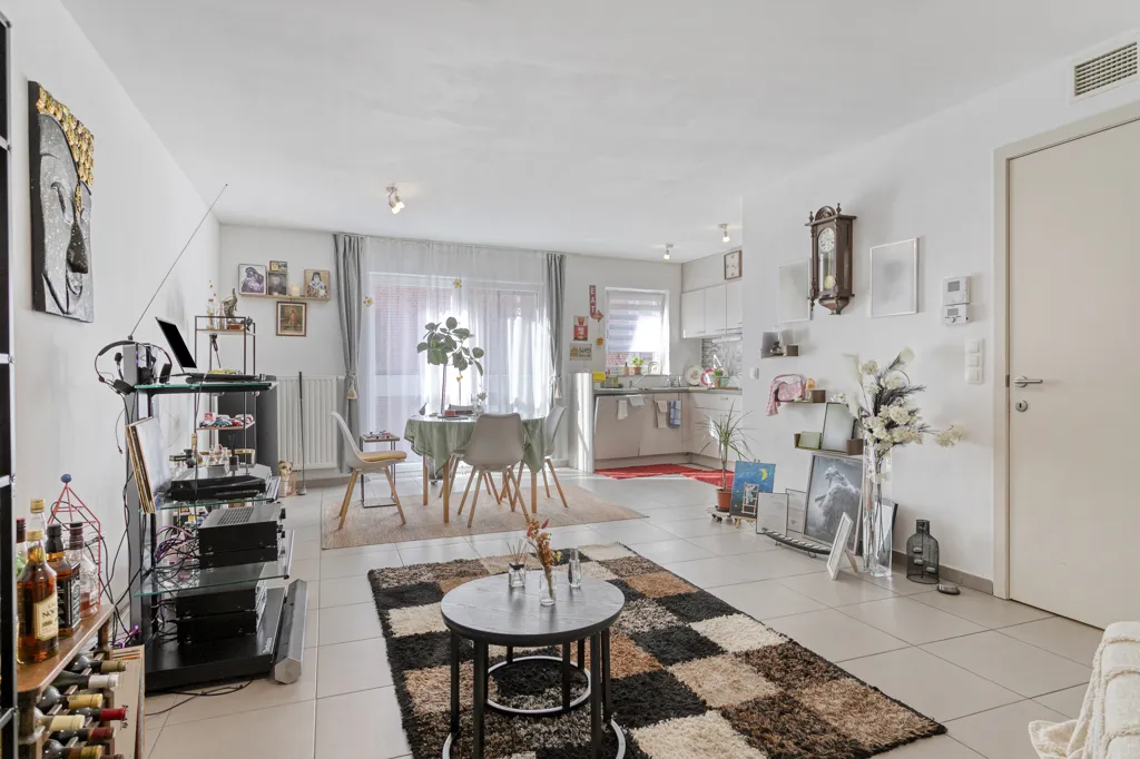 Séjour - Appartement avec Terrasse ensoleillée au Centre d'Izegem