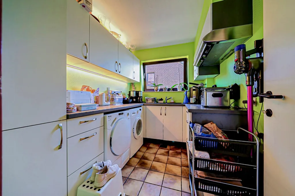 Cuisine - Villa Familiale avec Piscine à Cornesse