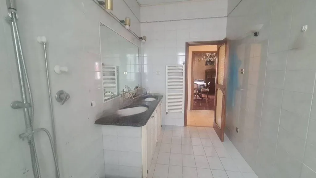 Vannitoad - Luxury Penthouse with Triple Exposure in Naples