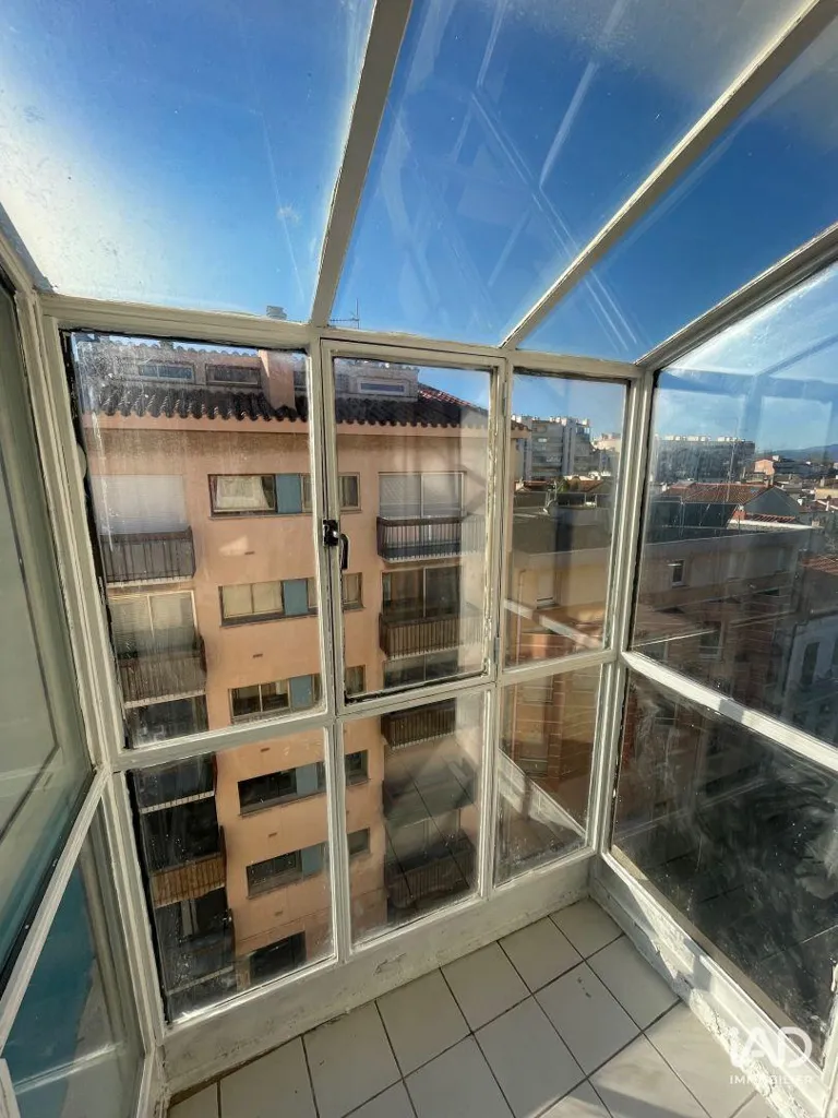 Balcon - Appartement Traversant avec Véranda à Perpignan