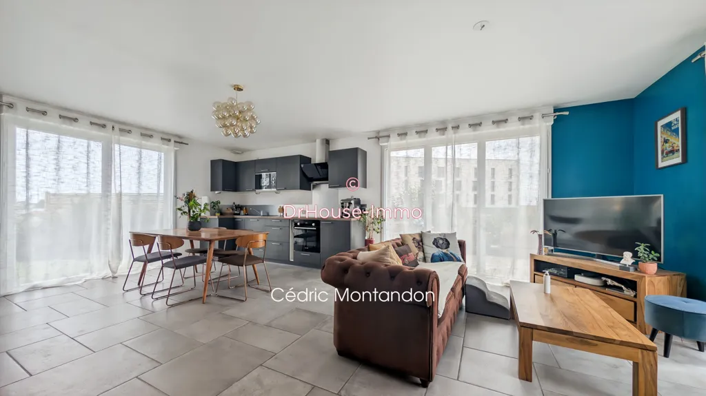 Sala da pranzo - Recent House with Double Garage in Colombelles