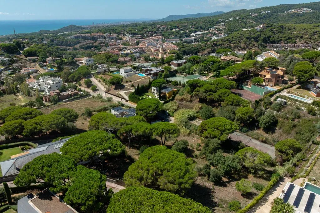 Large Plot in Rocaferrera, Sant Andreu de Llavaneres