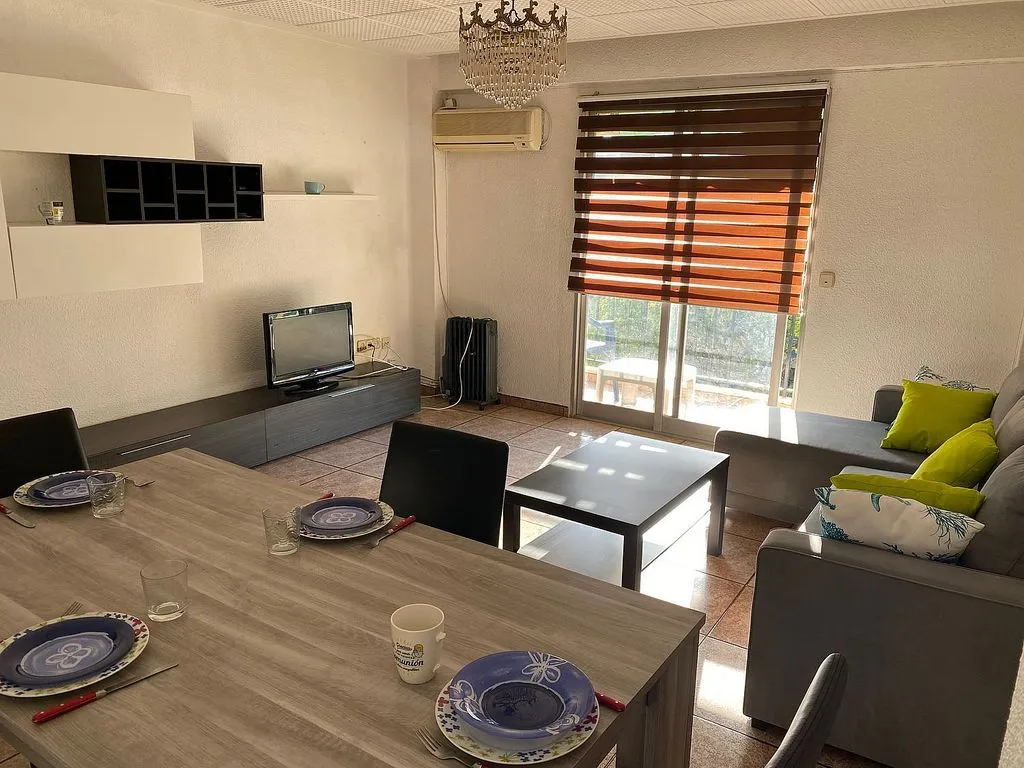 Dining Room - Brightly Lit Flat with Terrace in Dr. Manuel Candela