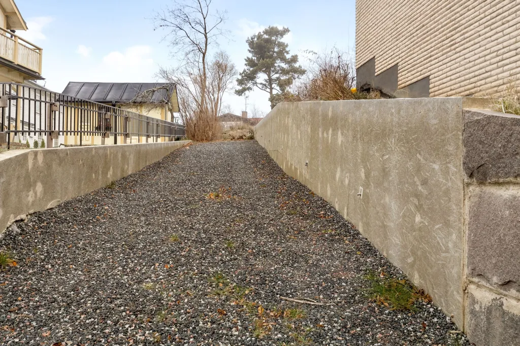 Välivaade - Unbuilt Plot with Scenic View in Spånga Bromsten