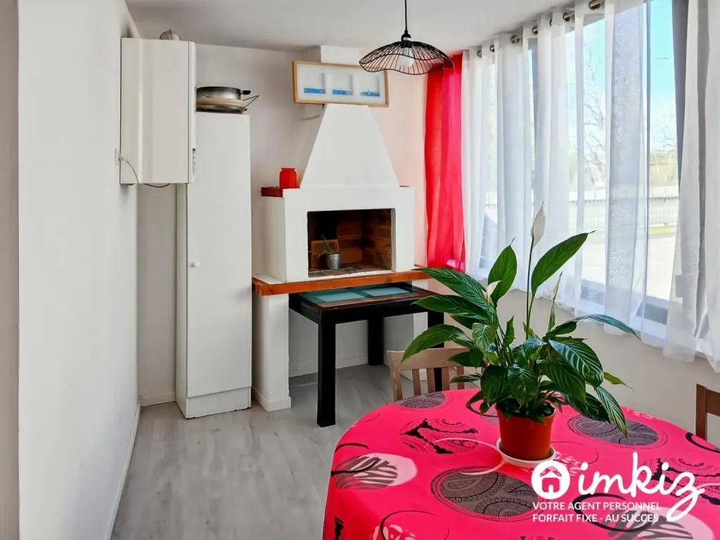 Salle à manger - Maison Familiale avec Véranda à Agen