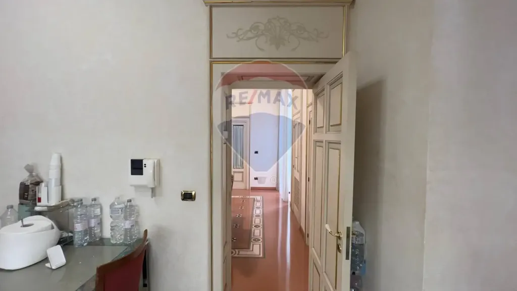 hallway_entrance