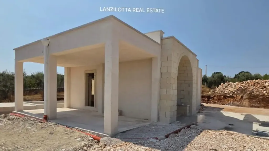 Extérieur - Unfinished Villa with Pool in Ostuni