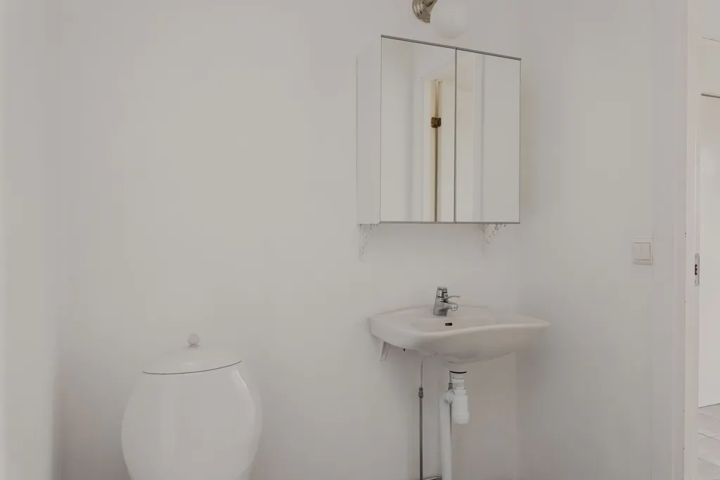 Salles de bain - Central One-Bedroom Flat with Balcony in Växjö