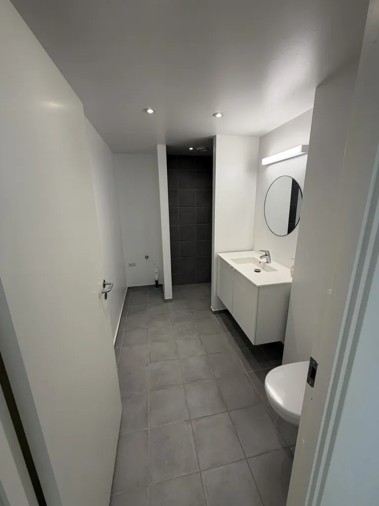 Vannitoad - Modern Flat with Balcony in Copenhagen