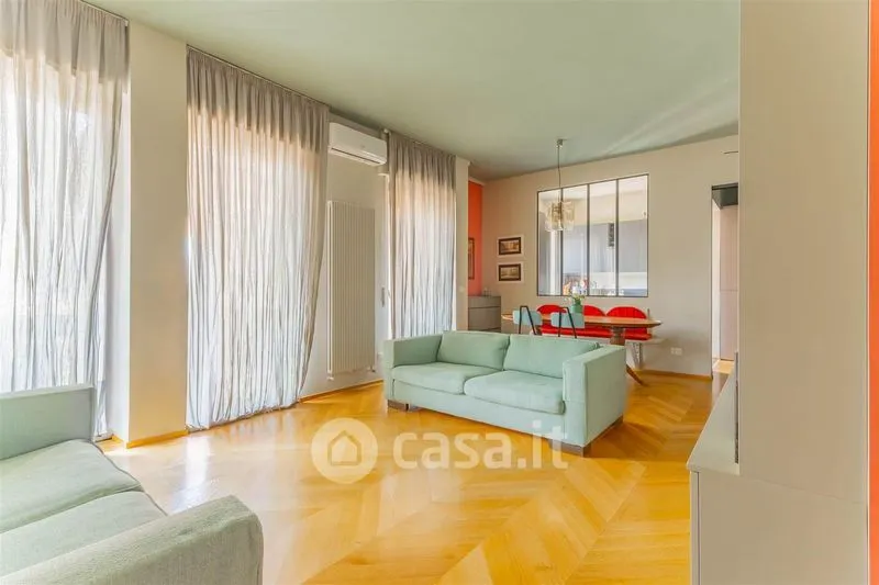 Séjour - Modernised Apartment with Balcony in Bari