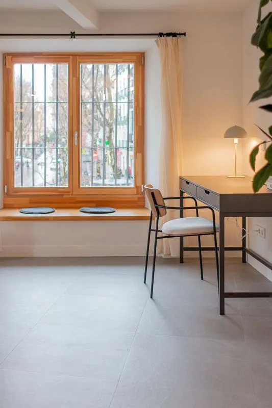 Bureau - Furnished Flat with Air Conditioning in Madrid