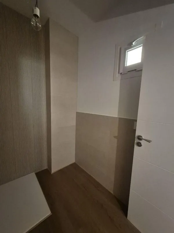 Salles de bain - Modern Flat with Air Conditioning in Puerto Real Centre