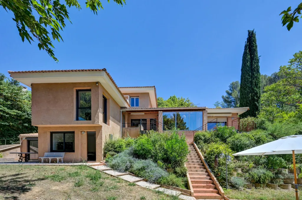 Extérieur - Maison Luxueuse avec Vue Panoramique à Aix-en-Provence