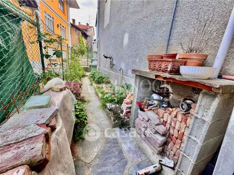 Jardin - Terraced House with Balcony in Valdilana